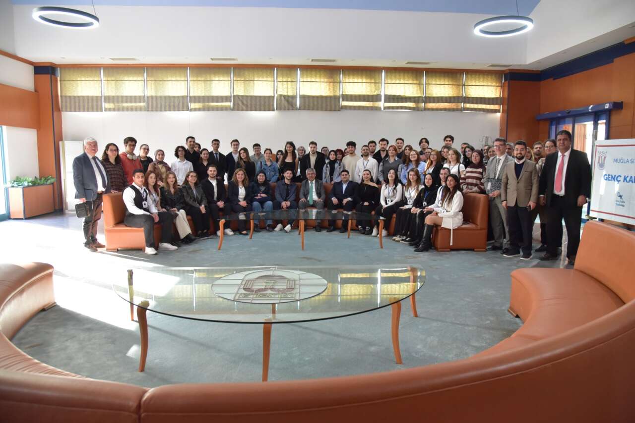 MSKÜ’de “Rektör-Öğrenci” Buluşması: Sorunlar ve Çözümler Masada 8